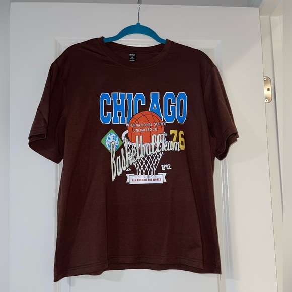 ROMWE Tops - chi town basketball tee 🏀